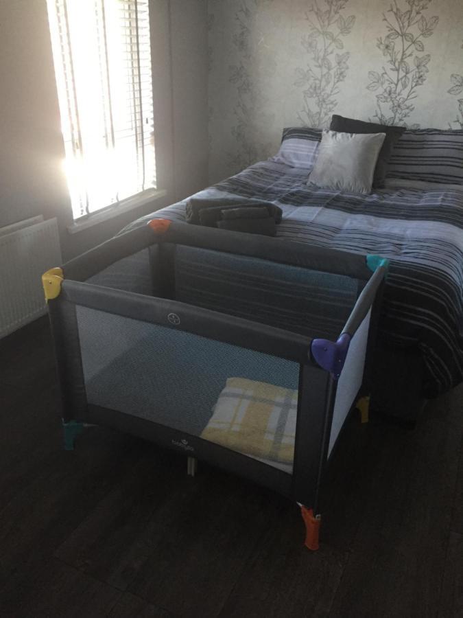2 Bedroom House Belfast City מראה חיצוני תמונה