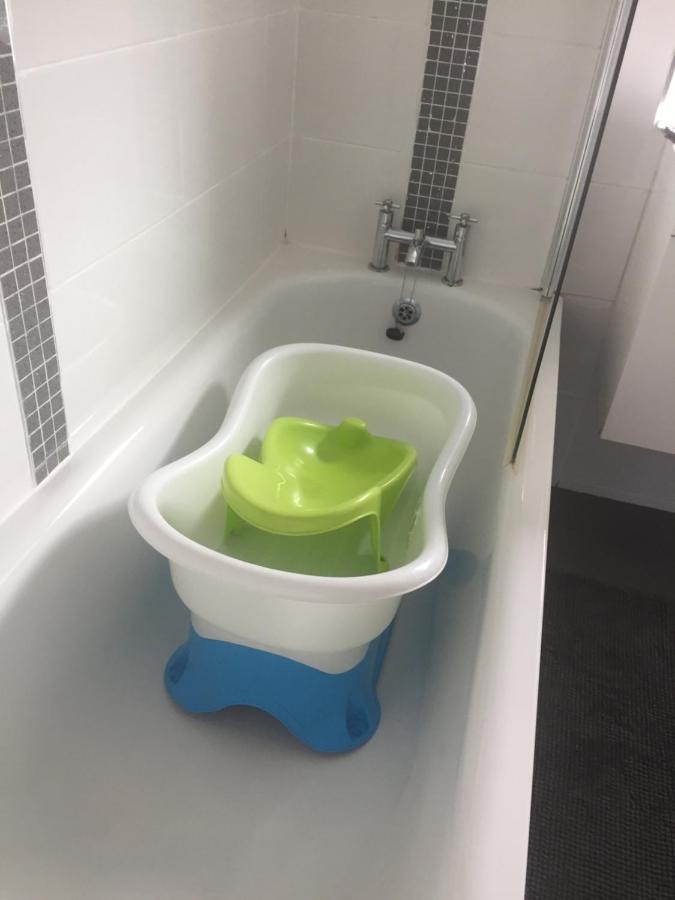 2 Bedroom House Belfast City מראה חיצוני תמונה